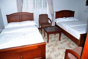 Super Paradise Hotel