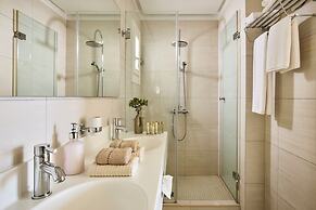 Selana Suites