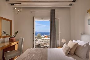 Selana Suites