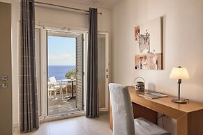 Selana Suites