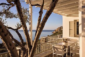 Selana Suites