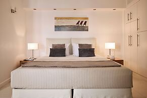 Selana Suites