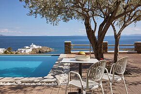 Selana Suites