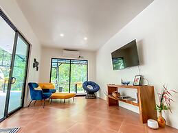 The Scarlet Villas
