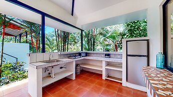The Scarlet Villas
