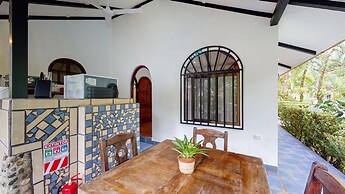 The Scarlet Villas