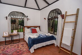 The Scarlet Villas