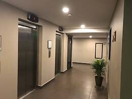 Elite 47 Hotel & Suites