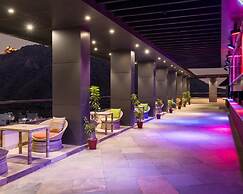 juSTa Luxe Sajjangarh Resort & Spa, Udaipur