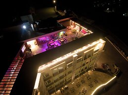 juSTa Luxe Sajjangarh Resort & Spa, Udaipur