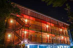 Suntisuk Place