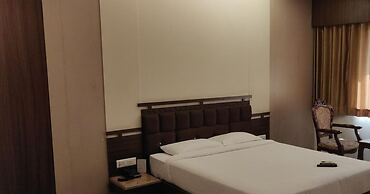 HOTEL SEVEN HEAVEN