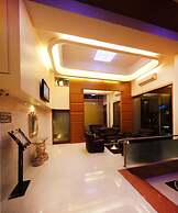 HOTEL SEVEN HEAVEN