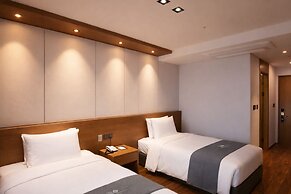Western Grace Hotel