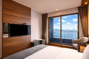 Western Grace Hotel