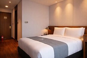 Western Grace Hotel