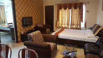 Maple Suites