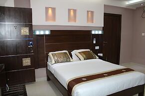 Maple Suites