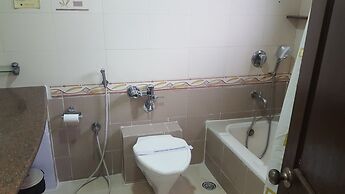 Maple Suites