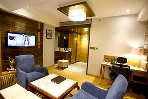 Regenta Central The Crystal