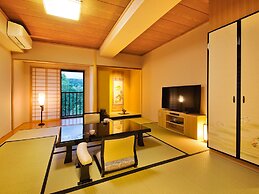 Ryokan KANADE