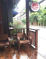 Bee Friend Hostel