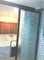 Bee Friend Hostel