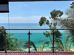 Cliff Lanta Suite
