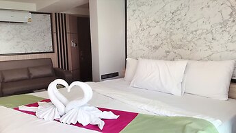 Cliff Lanta Suite
