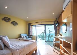 Cliff Lanta Suite