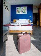 Cliff Lanta Suite