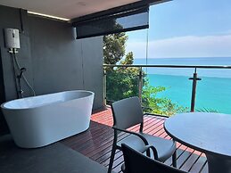 Cliff Lanta Suite