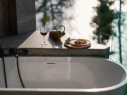 Cliff Lanta Suite