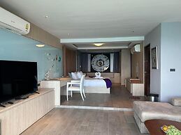 Cliff Lanta Suite