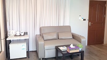 Cliff Lanta Suite