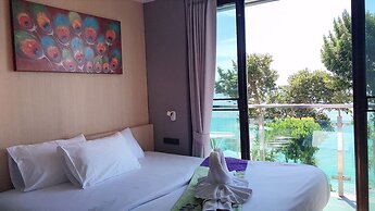 Cliff Lanta Suite