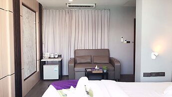Cliff Lanta Suite