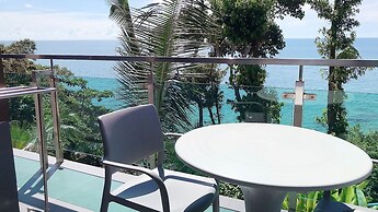 Cliff Lanta Suite