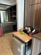 Cliff Lanta Suite