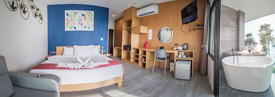 Cliff Lanta Suite