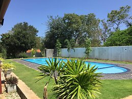 Saman Resort