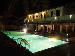 Saman Resort