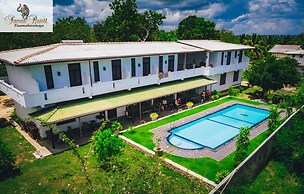 Saman Resort