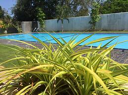 Saman Resort