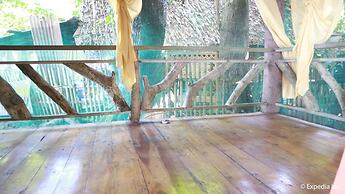 Algen's Dive Resort