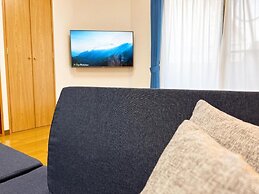 PINE TREE HOTEL