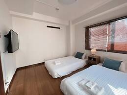 PINE TREE HOTEL
