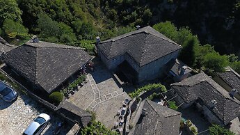 Papaevangelou Hotel