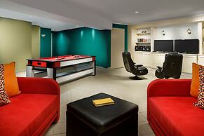 Lighthouse Pointe at Grand Lucayan