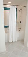 Lighthouse Pointe at Grand Lucayan